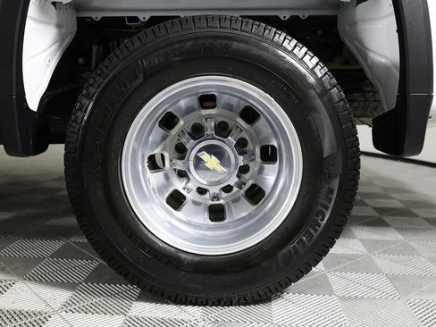 Used 2025 Chevrolet Silverado 3500 LTZ image 43