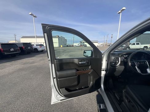 Certified 2020 GMC Sierra 1500 SLT w/ X31 Off-Road Package image 21