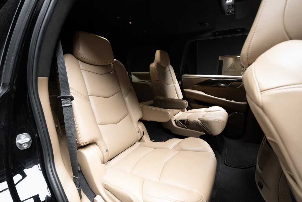 Used 2020 Cadillac Escalade Platinum AWD/4WD image 42