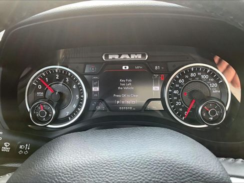 Used 2022 RAM 1500 Big Horn AWD/4WD image 18