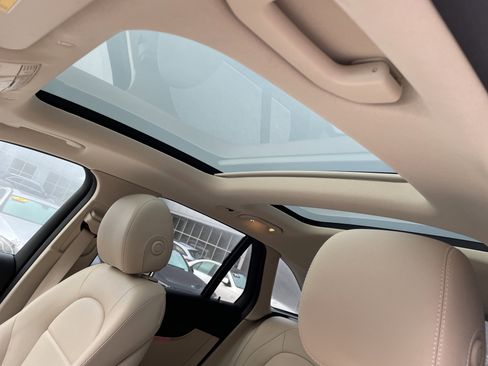 Certified 2021 Mercedes-Benz GLC 300 4MATIC image 24