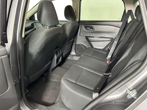 Used 2024 Nissan Rogue S AWD/4WD image 17
