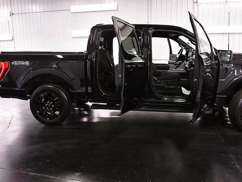 Used 2023 Ford F150 XLT w/ XLT Black Appearance Package image 36