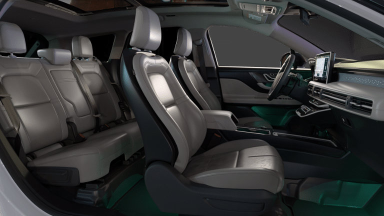 New 2025 Lincoln Corsair Grand Touring w/ Equipment Group 301A AWD/4WD image 28