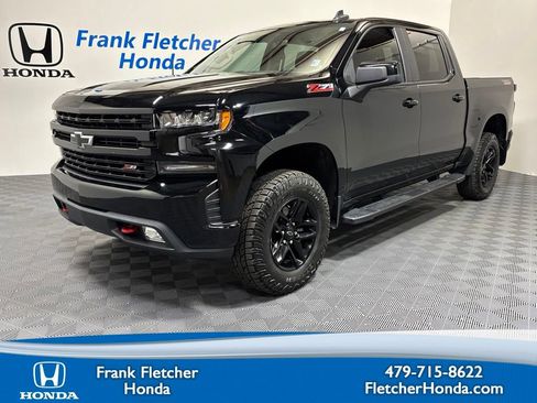 Used 2019 Chevrolet Silverado 1500 LT Trail Boss w/ Convenience Package AWD/4WD image 1