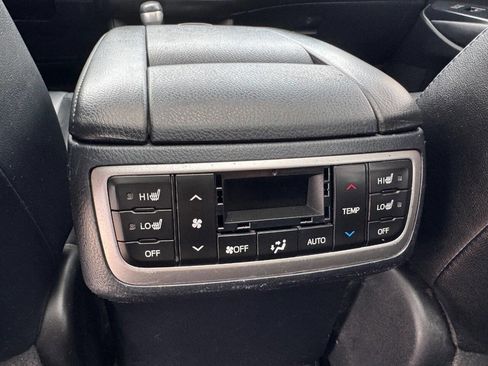 Used 2018 Toyota Highlander Limited Platinum w/ Protection Package #3 AWD/4WD image 19