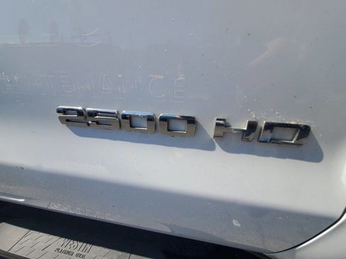Used 2015 Chevrolet Silverado 2500 W/T image 27