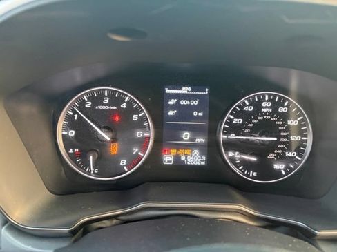 Used 2025 Subaru Outback Onyx Edition AWD/4WD image 10