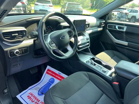 Used 2023 Ford Explorer XLT w/ Class IV Trailer Tow Package image 19