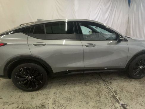 Used 2025 Buick Envista Sport Touring w/ Experience Buick Package image 9