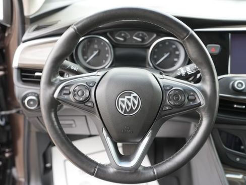 Used 2020 Buick Envision Essence AWD/4WD image 19