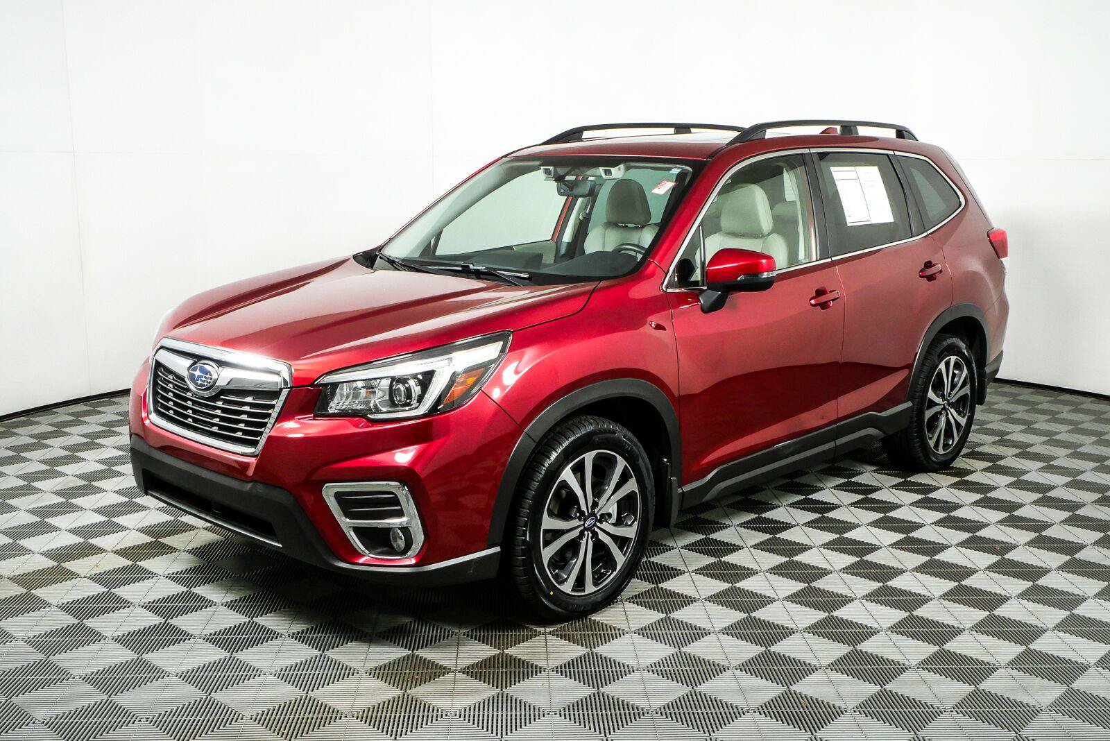 Used 2020 Subaru Forester Limited w/ Popular Package #3 AWD/4WD image 28