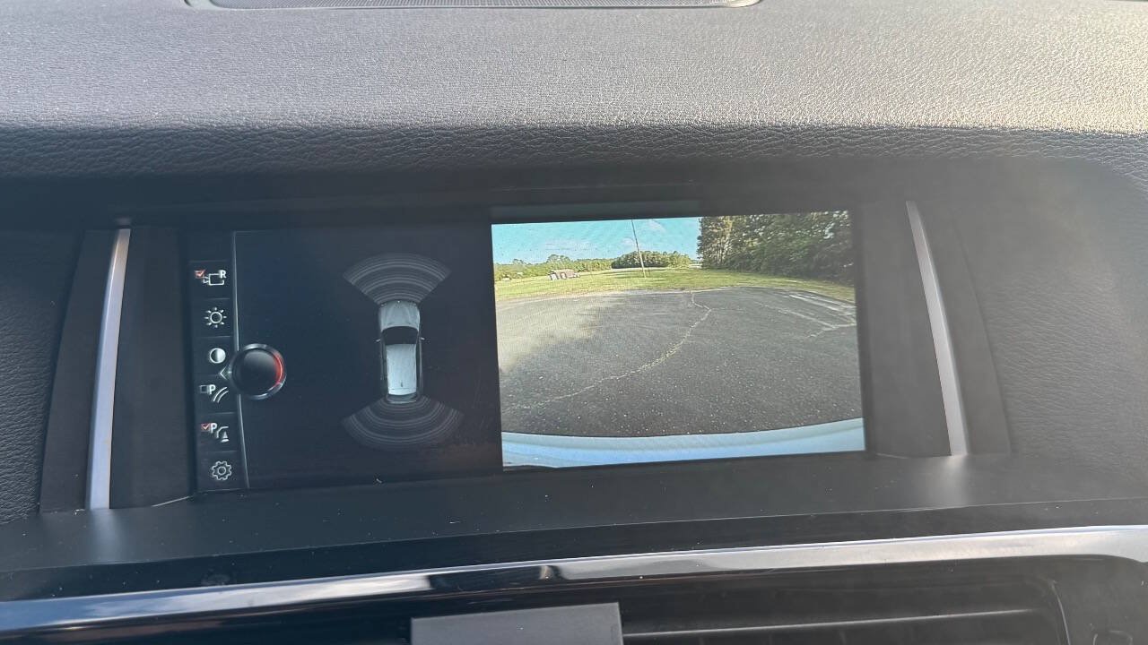 Used 2017 BMW X3 sDrive28i RWD image 19