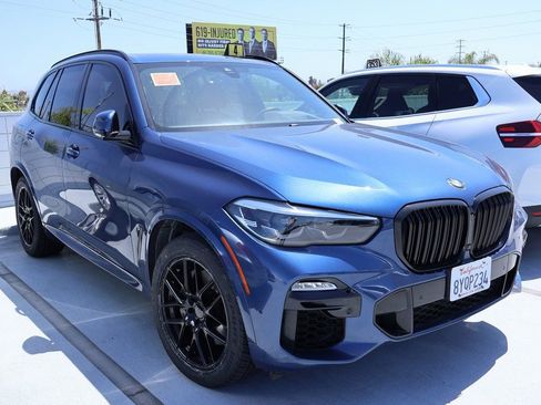 Used 2019 BMW X5 xDrive50i w/ M Sport Package AWD/4WD image 4