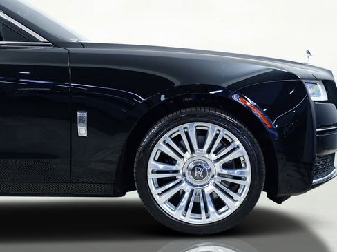 Used 2022 Rolls-Royce Ghost image 7
