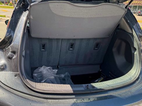 Used 2020 Chevrolet Bolt LT FWD image 17
