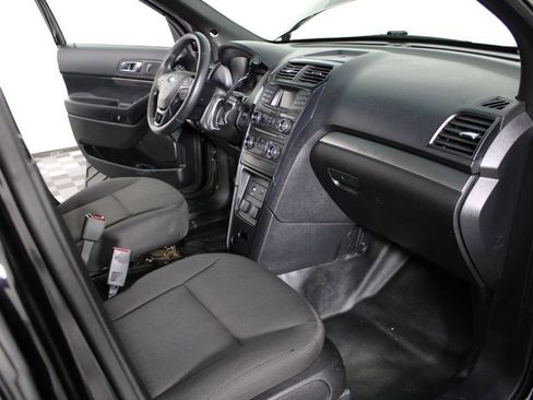 Used 2016 Ford Explorer Base image 30