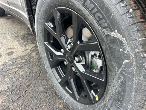 New 2026 Jeep Grand Cherokee Altitude AWD/4WD image 15