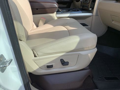 Used 2014 RAM 1500 Laramie w/ Convenience Group image 41