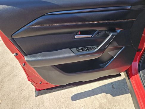 Used 2025 MAZDA CX-50 AWD 2.5 Hybrid w/ Premium Pkg image 14