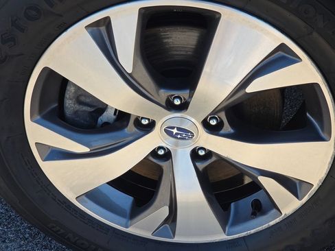 Used 2021 Subaru Ascent Premium AWD/4WD image 17