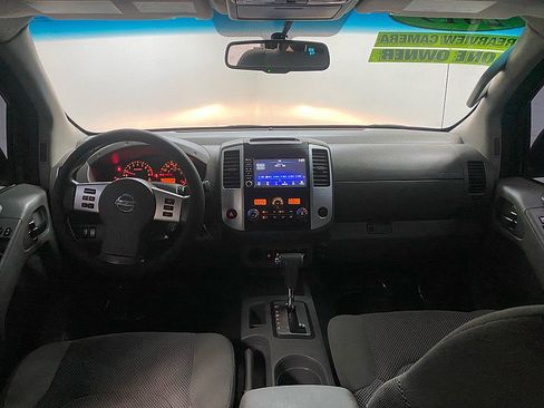 Used 2019 Nissan Frontier SV image 21