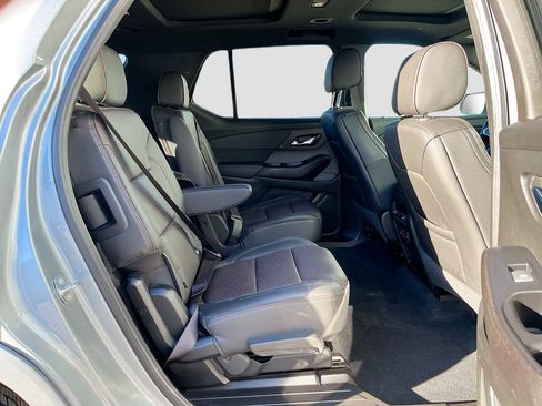 Used 2023 Chevrolet Traverse High Country AWD/4WD image 31