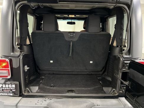 Used 2015 Jeep Wrangler Sport w/ Quick Order Package 24S AWD/4WD image 23