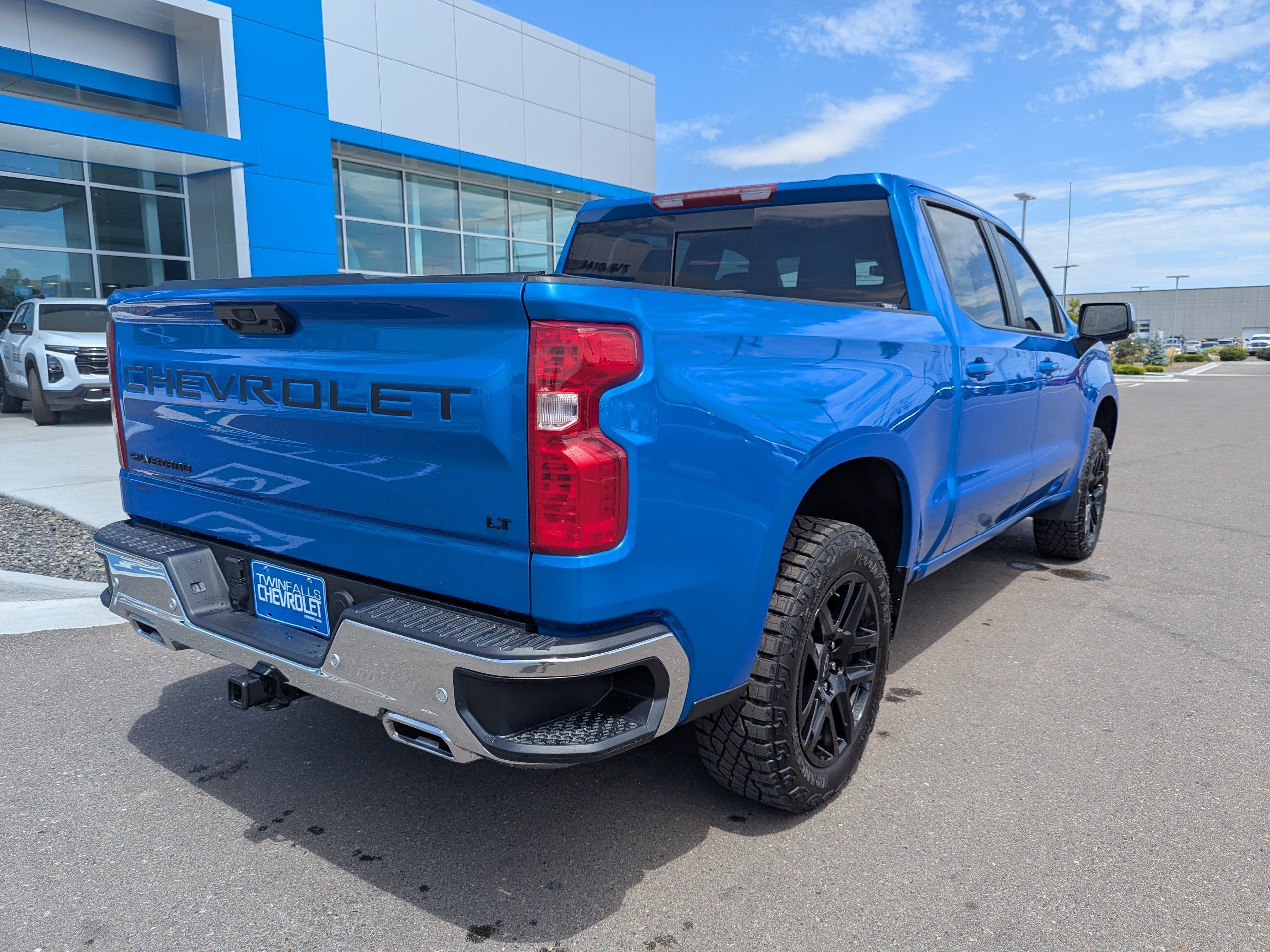 Used 2026 Chevrolet Silverado 1500 LT AWD/4WD image 38