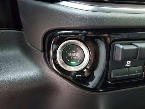 Used 2023 GMC Sierra 1500 SLT w/ SLT Premium Plus Package image 26