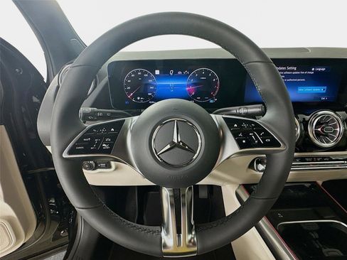 Certified 2026 Mercedes-Benz GLA 250 GLA 250 image 11