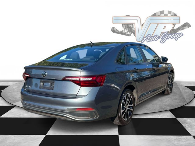 Used 2024 Volkswagen Jetta Sport FWD image 6