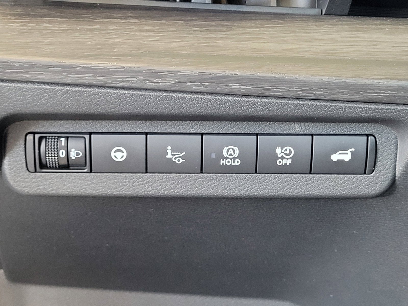 Certified 2023 Nissan Ariya AWD/4WD image 8