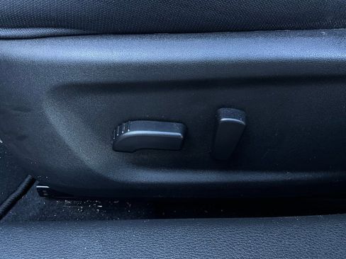 Used 2025 Nissan Altima 2.5 SV image 10