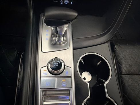 Used 2021 Genesis G70 3.3T w/ Sport Package RWD image 18
