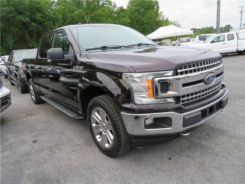 Used 2018 Ford F150 XLT w/ Equipment Group 302A Luxury AWD/4WD image 14