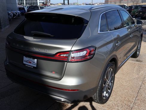 Used 2023 Lincoln Nautilus Reserve w/ Equipment Group 201A image 6