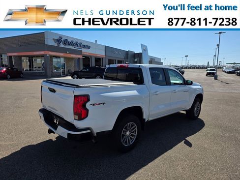 Used 2023 Chevrolet Colorado LT w/ LT Convenience Package II AWD/4WD image 7