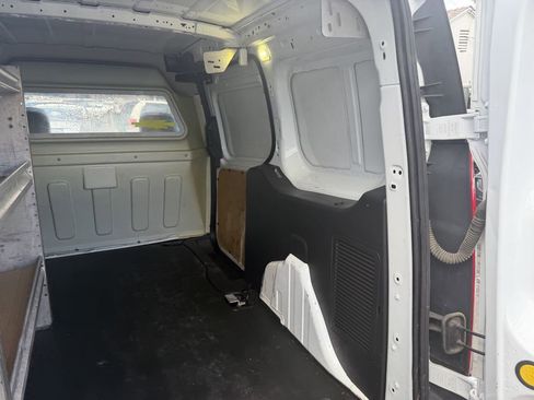 Used 2017 Ford Transit Connect XL image 21