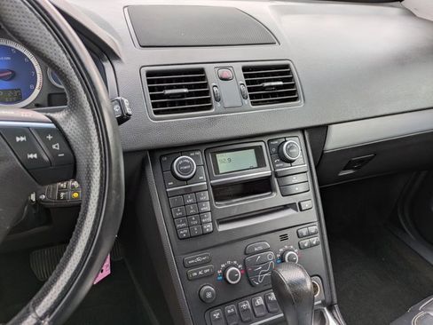 Used 2013 Volvo XC90 3.2 R-Design image 15