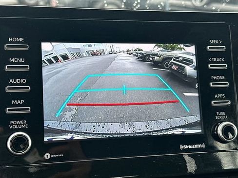 Used 2023 Toyota Camry SE image 22