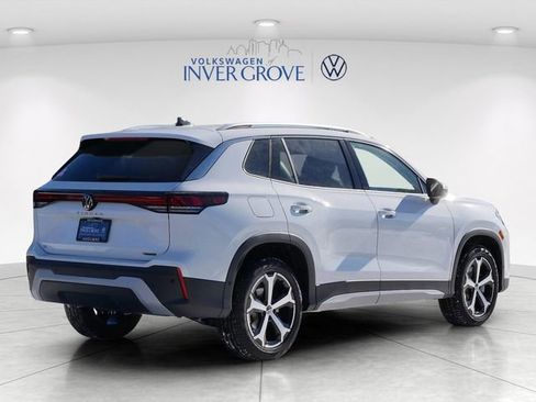 New 2026 Volkswagen Tiguan SE AWD/4WD image 2