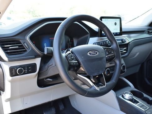 Used 2024 Ford Escape Active AWD/4WD image 10