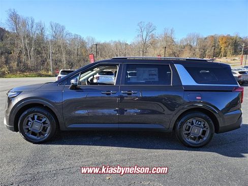 New 2026 Kia Carnival EX image 4