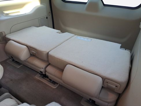 Used 2013 GMC Yukon Denali AWD/4WD image 12