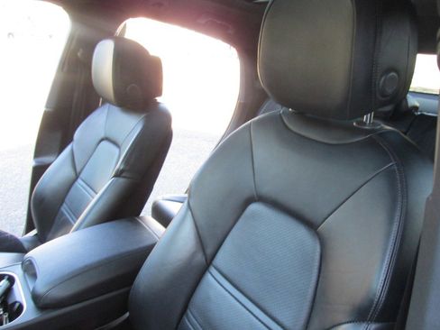 Used 2020 Porsche Cayenne image 49