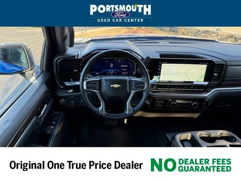 Used 2025 Chevrolet Silverado 1500 LT image 7