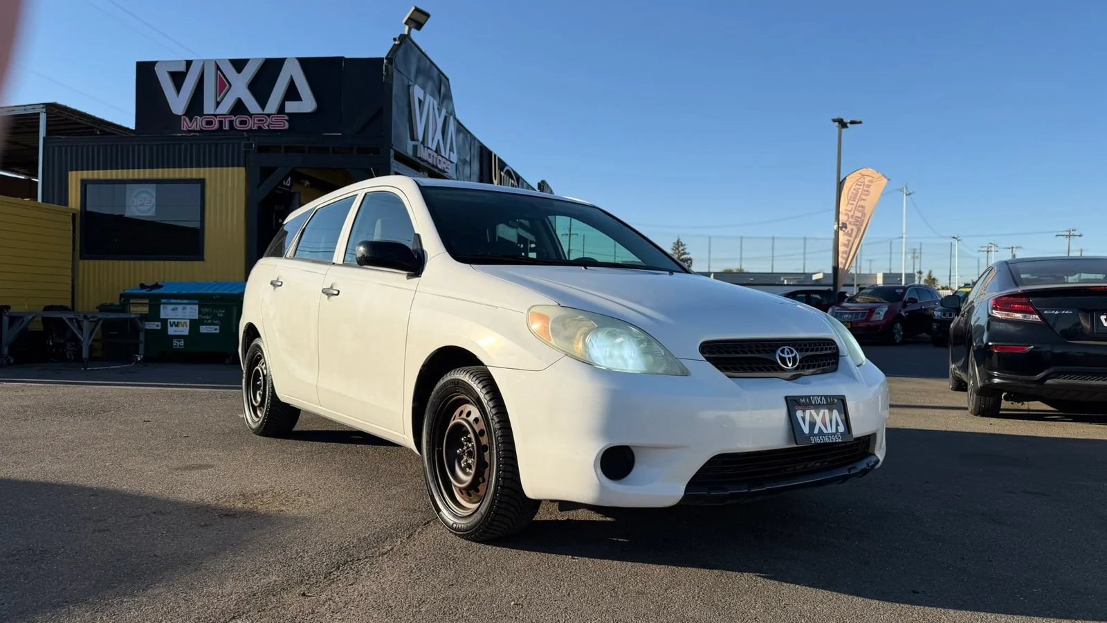 Used 2006 Toyota Matrix XR FWD image 3