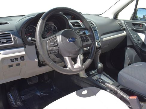 Used 2018 Subaru Forester 2.5i Premium w/ Protection Package #1 AWD/4WD image 3
