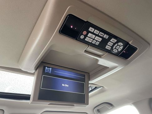 Used 2018 Honda Pilot Touring image 10